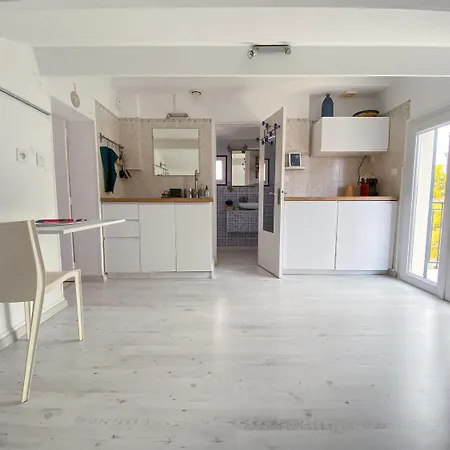 T2 Ayguade 83 Appartement *